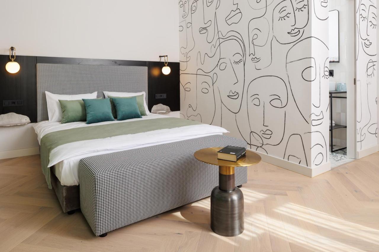 Aries' Collection Luxury Suites Braşov Extérieur photo